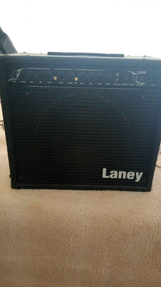 Amplificador de guitarra Laney LX65R